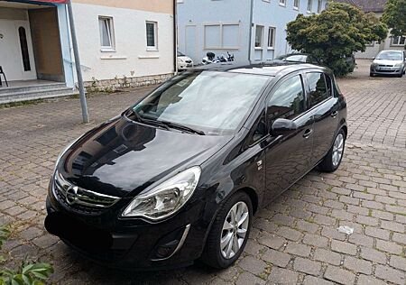 Opel Corsa 2012 TÜV vorhanden inkl. Winterreifen