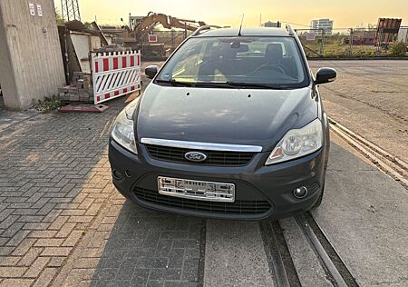 Ford Focus 1,6TDCi 80kW Black Magic Turnier Black...