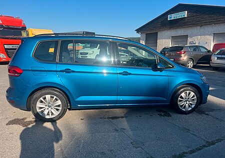 VW Touran Volkswagen Trendline