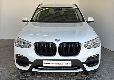 BMW X3 xDrive20dA Advantage Navi.LED.ParkAss.SHZ.AHK
