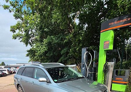 Toyota Avensis gebraucht kaufen Toyota Avensis Combi Sol 2.0-l-D-4D Sol