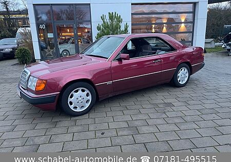 Mercedes-Benz 230 CE Coupe 1.Hd lückenl. MB-Scheckheft TÜV NEU