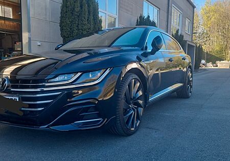 VW Arteon Volkswagen Shooting Brake R-Line 20 Zoll 1Hand Top
