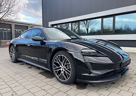 Porsche Taycan Performance /Matrix/Bose/Pano/ACC/4+1