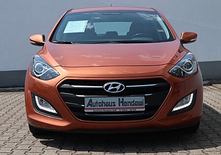 Hyundai i30 blue Style Automatik/Shz+Lhz/Alu/PDC