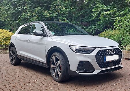 Audi A1 30 TFSI S tronic citycarver, Garantie+Winterr