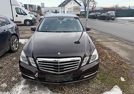 Mercedes-Benz E 220 E Limousine CDI BlueEfficiency