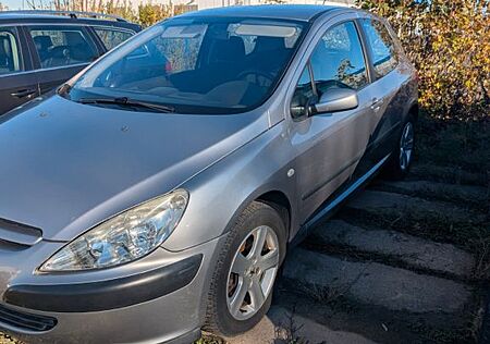 Peugeot 307 2.0 135 PS wenig km