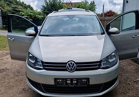 VW Sharan Volkswagen 2.0 TDI DSG 130kW BMotion T Comfortli...