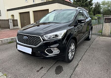 Ford Kuga 1,5 4x4 182PS Vignale Autom. Pano