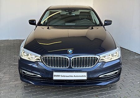 BMW 530e Lim. Luxury Line NaviProf.HUD.ACC.LED.ParkA
