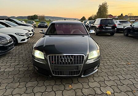 Audi S8 5.2 quattro