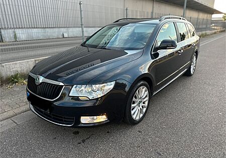 Skoda Superb 2.0 TDI 125kW 1. Hand Scheckheft Xenon