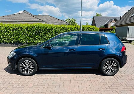 VW Golf Volkswagen VII 1.2 TSI BMT ALLSTAR / Navi / SHz/