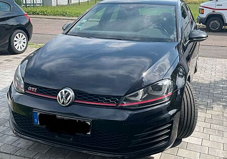 VW Golf Volkswagen 2.0 TSI DSG GTI PERFORMANCE NAVI XENON ACC