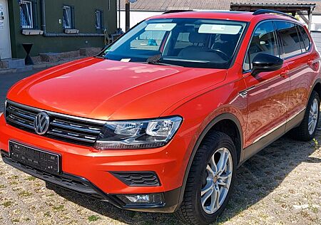 VW Tiguan Allspace Volkswagen 2.0 TSI SE 4MOTION Comfortline