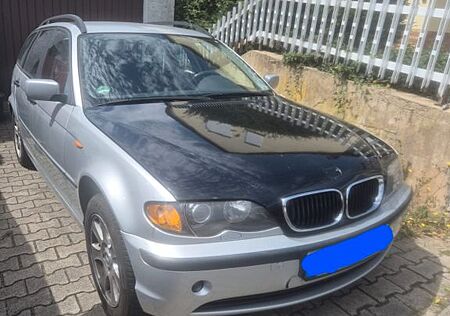 BMW 318i touring -