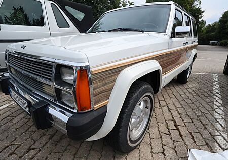 Jeep Cherokee Wagoneer 4.0 4x4 (AMC) Oldtimer Limeted