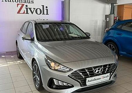 Hyundai i30 DKG/LANE/ASSIS/SHZ/PDC/ALU/CARPLAY