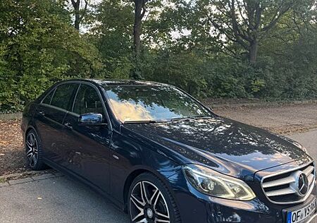 Mercedes-Benz E 350 AMG Plus-9G-Pano-Keyless-Memory-LED-Kam
