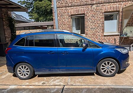 Ford Grand C-Max 1,5 EcoBoost 110kW Titanium Titanium