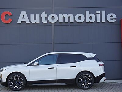BMW iX 50 Sportpaket/SkyLounge/Laser/22Zoll/M-Sitze/