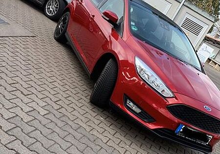 Ford Focus 2,0 TDCi 110kW Titanium Turnier Titanium