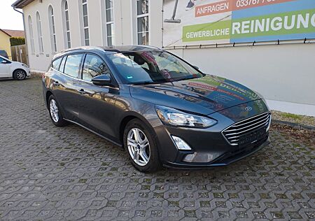Ford Focus 1,5 TDCI Turnier Titanium +Kamera 1013