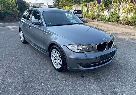 BMW 118i ,Autom.,Navi,Xnon,Tempomat,PDC,Sitzh.