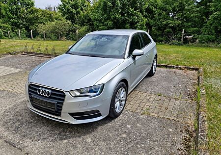Audi A3 1.4 TFSI Attraction Attraction