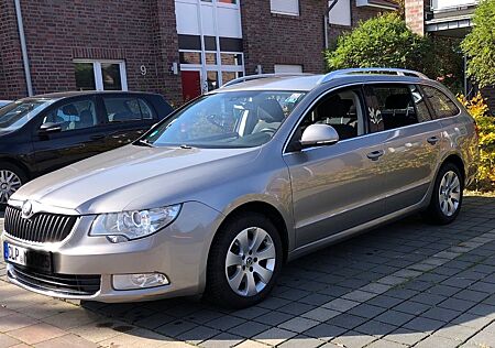 Skoda Superb 2.0 TDI Comfort Combi Comfort