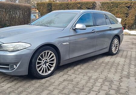 BMW 525d xDrive Touring - Automatik 185500 km