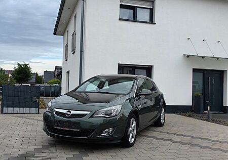Opel Astra Sports 1.6 Turbo 132kW TÜV Neu