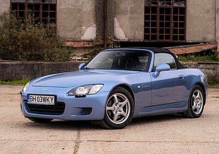 Honda S2000 2.0i - Blue on blue