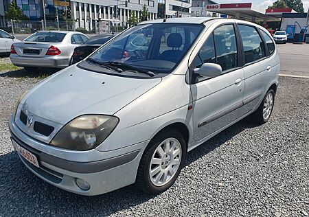 Renault Scenic Dynamique 1.6 16V 1. Hand - 41500 KM