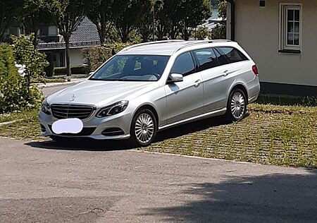 Mercedes-Benz E 220 CDI T ELEGANCE ELEGANCE