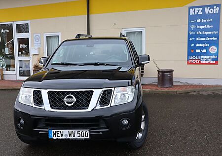 Nissan Pathfinder 2.5 dCi SE