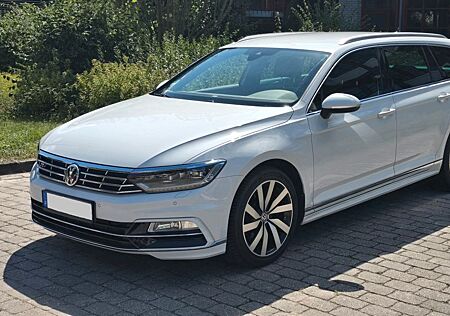 VW Passat Variant Volkswagen R-Line 1.8 TSI DSG Leder LED Navi