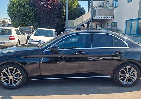 Mercedes-Benz C 220 BlueTec / d AVANTGARDE NAVI-LEDER-LED-PDC
