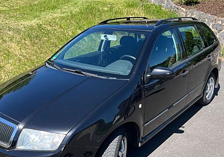 Skoda Fabia Combi 1.4 16V *Klima *elek. Fensterheber