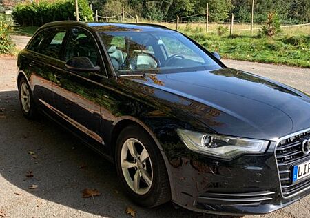 Audi A6 3.0 TDI S Line Avant (Export Preis 11000€)