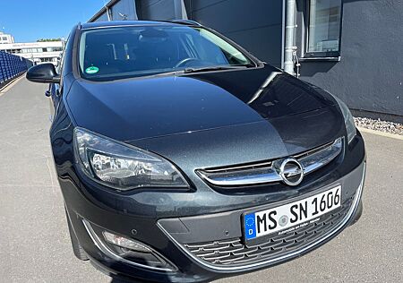 Opel Astra J ST Exklusiv 1.4*TEMP*KLIMA*SHZ*PDC*CAM