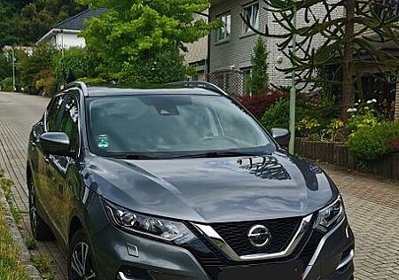 Nissan Qashqai N-CONNECTA 360°Kamera, Panoramadach