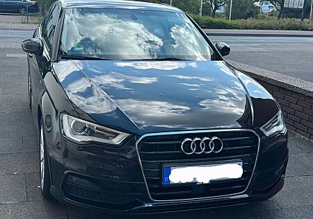 Audi A3 1.4 TFSI S line/ NAVI/SHZ/XENON