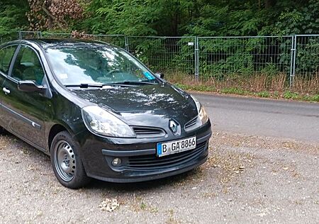 Renault Clio Edition Dynamique 1.6 16V ESP 82kW Edit...