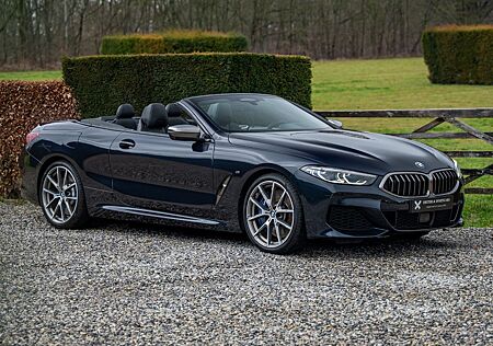BMW 850i M xDrive Cabriolet - Carbon Schwarz