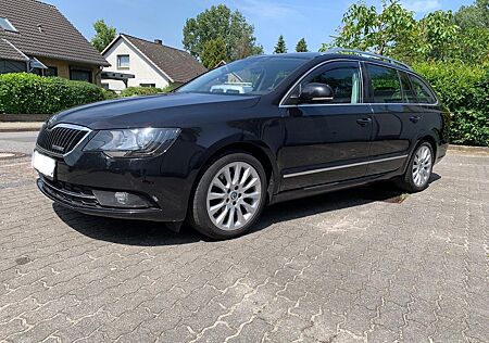 Skoda Superb Kombi 1,6 105 PS Diesel gepflegt