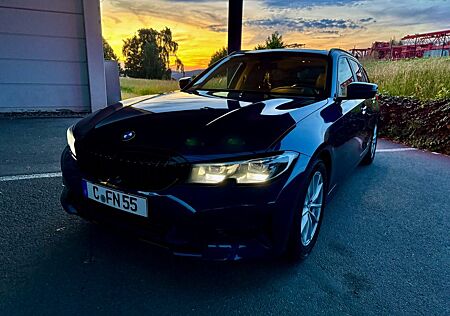 BMW 320d xDrive Touring Sport Line Automatic Spo...