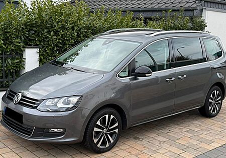 VW Sharan Volkswagen 2.0 TDI DSG IQ.DRIVE 7-Sitze Panorama