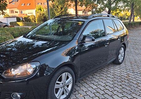 VW Golf Volkswagen 1.6 TDI MATCH Variant MATCH